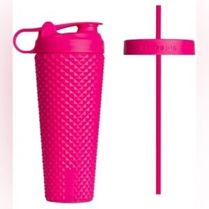 New HYDROSHKR 24oz. Studded Hot Pink Silent Protein Shaker Tumbler HydroJug Cup